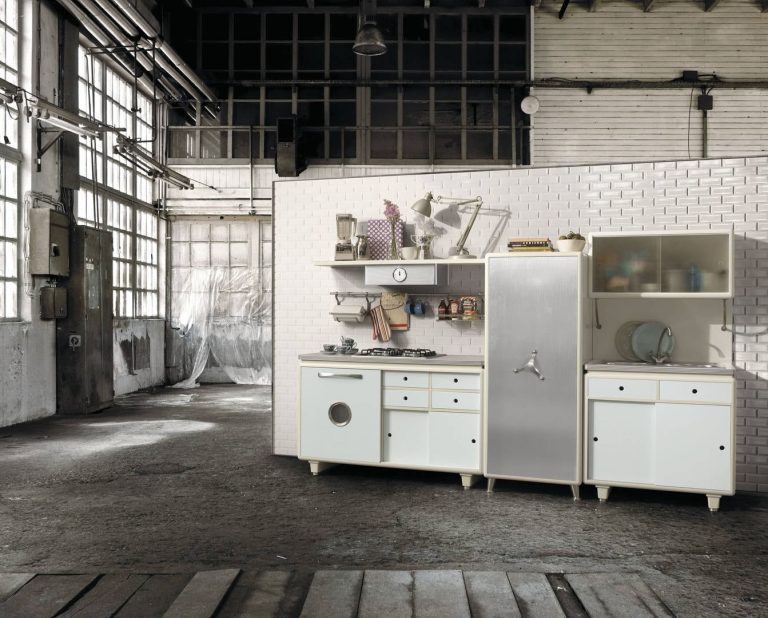 marchicuchine-hangar-kitchens_57a9c2531682f